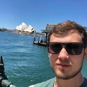 Meet your Posher, Adam